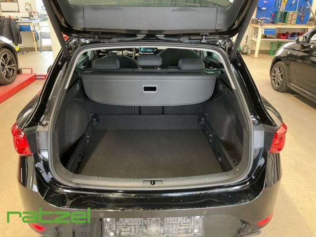 Fahrzeugabbildung SEAT Leon Sportst. Style 1.0 eTSI LED El. Heckklappe