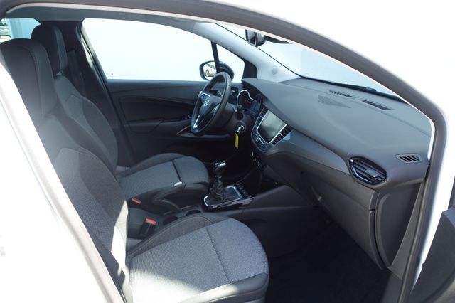 Fahrzeugabbildung Opel Crossland 1.2 Turbo Elegance KlimaA,LED,Navi,SHZ