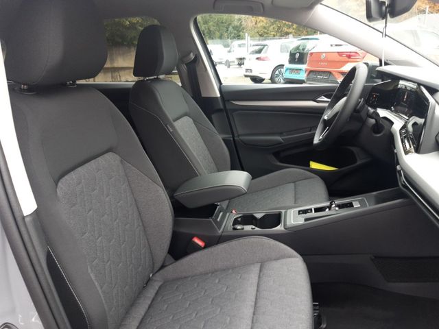 Golf Variant Move 1,5 l eTSI  110 kW DSG  Standh