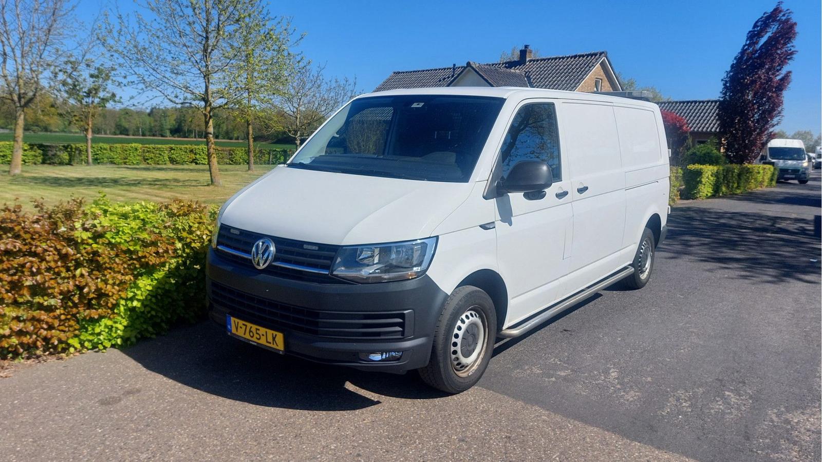 Volkswagen Transporter 2.0 TDI L2H1 Highline AIRCO/DSG BJ 2