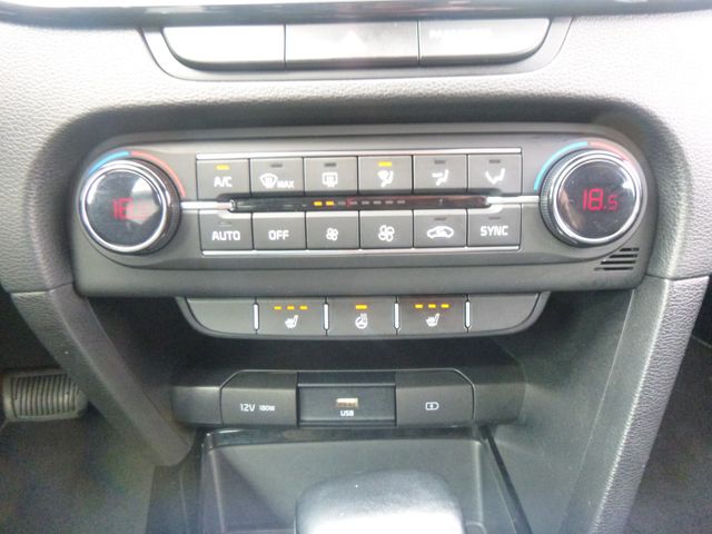 Fahrzeugabbildung Kia cee'd Sportswagon 1,6 CRDi >AUT/KAM/NAV/SHZ<