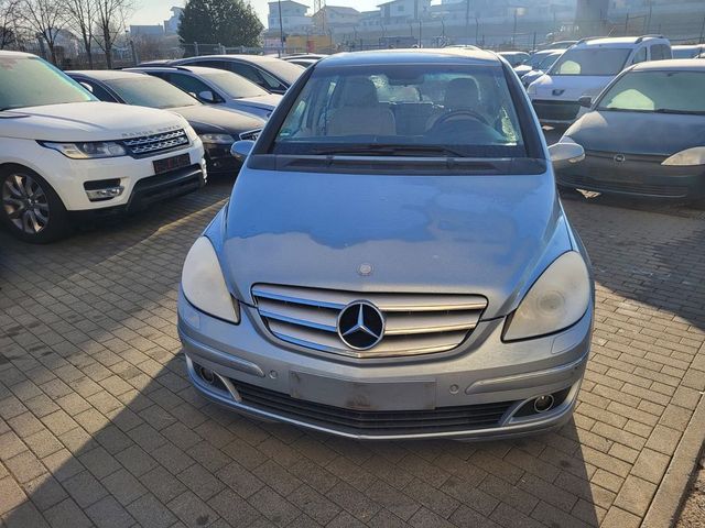 Mercedes-Benz B 200 Turbo-MOTORSCHADEN