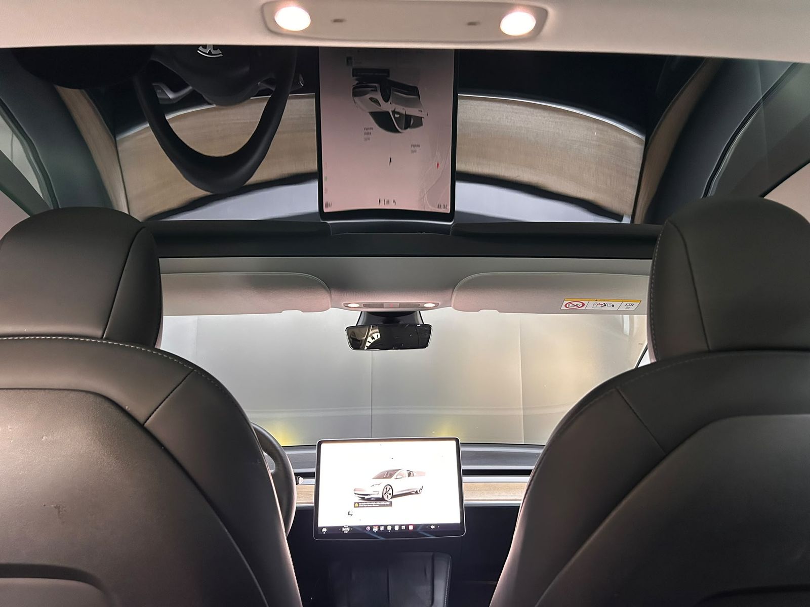Fahrzeugabbildung Tesla Model 3 Long Range Dual AWD PANO+LED+NAVI+KAM+WP