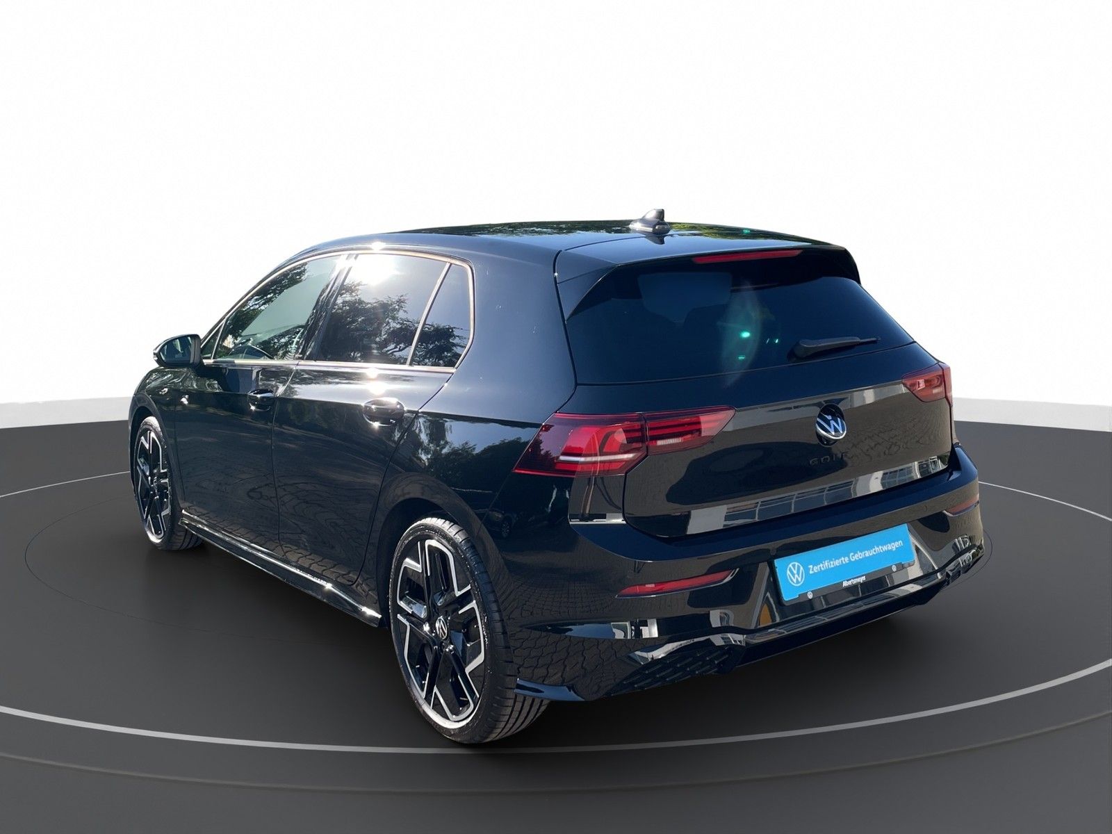 Volkswagen Golf VIII 1.5 TSI R-Line AHK BLACK KAMERA LED foto 2