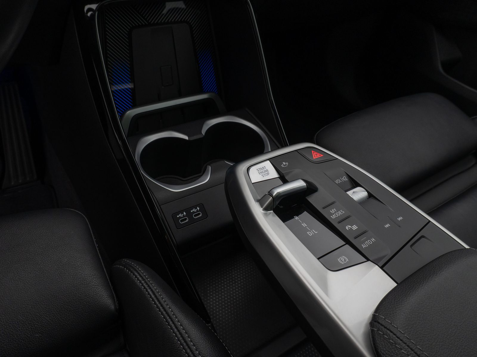 Fahrzeugabbildung BMW X1 xD23i xLine Panorama 360°HUD DAB H/K Sport