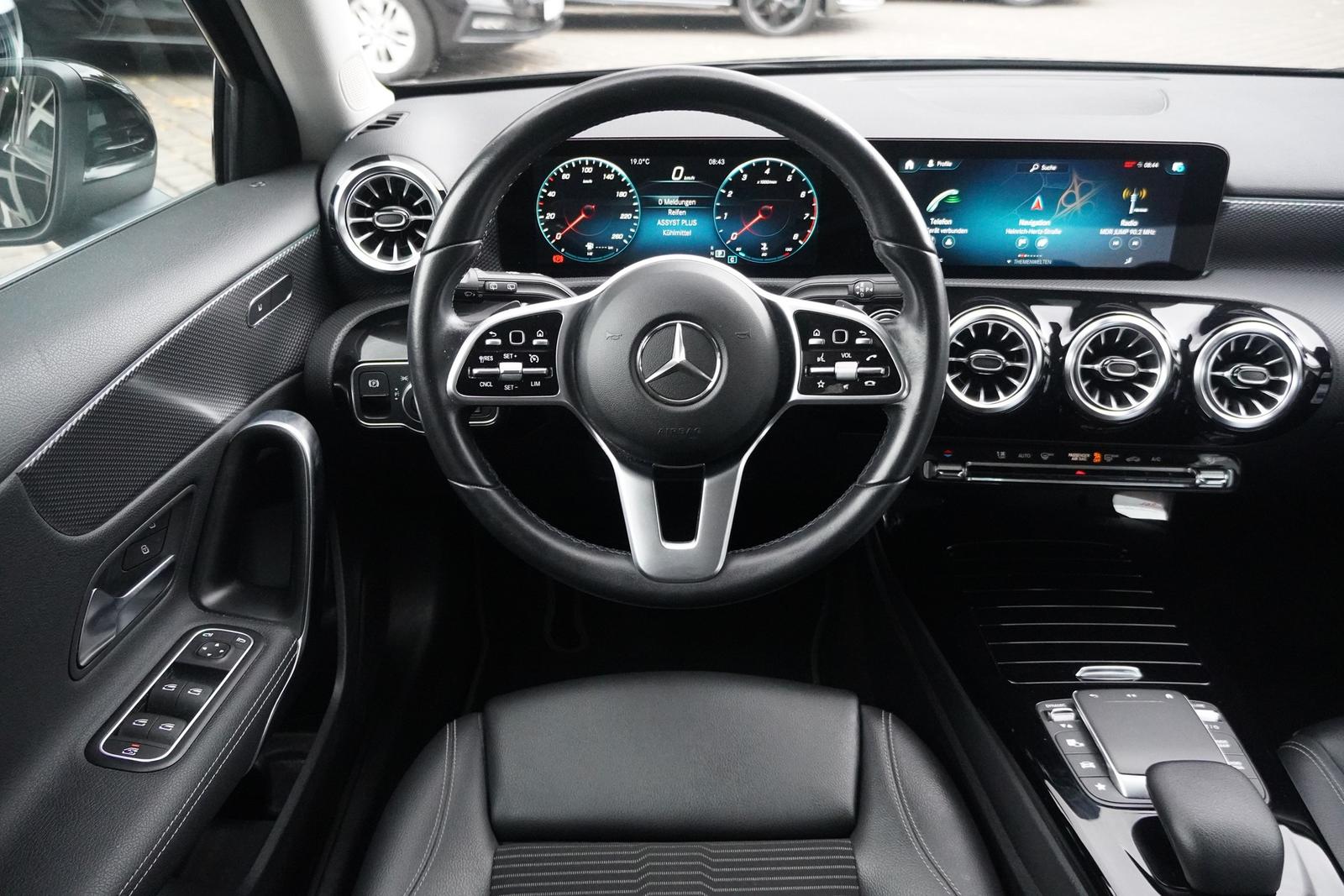 Mercedes-Benz A-Class A180 Progressive LED Navi DAB Sitzheizung, миниатюра 14