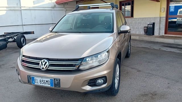 Volkswagen tiguan 2.0 tdi 4X4- full-t apr-2012