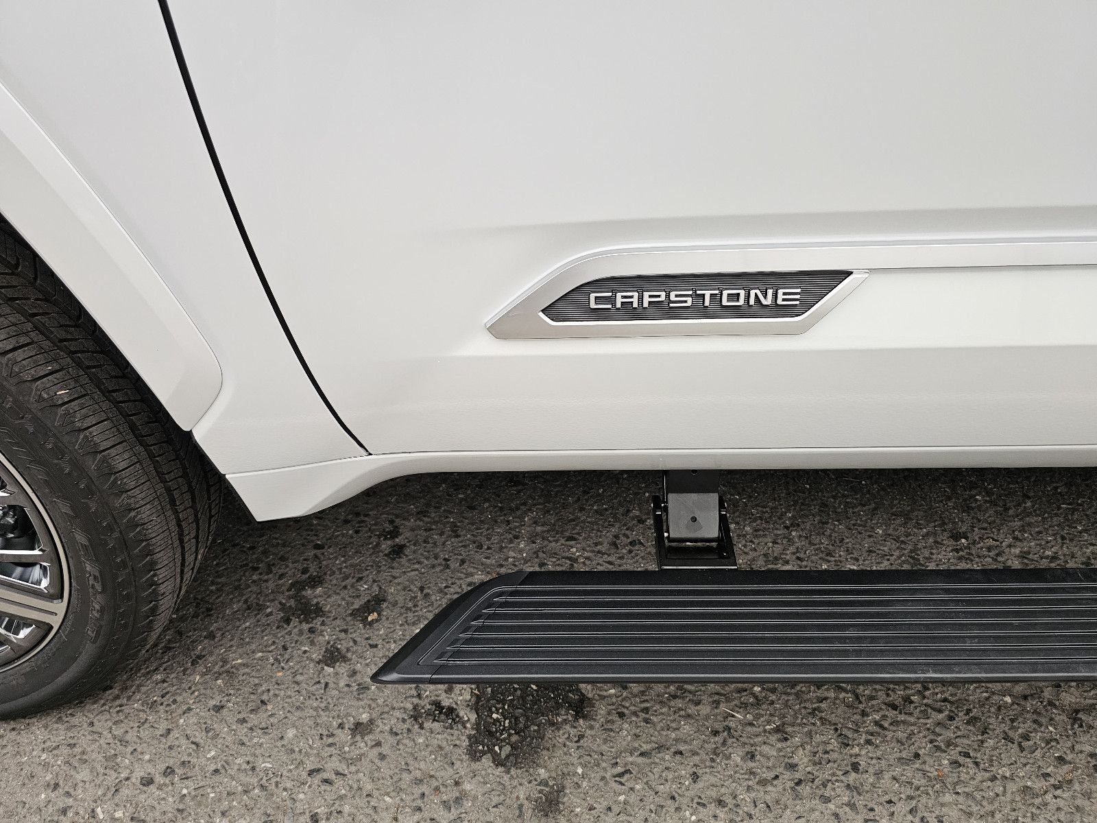 Fahrzeugabbildung Toyota Tundra Capestone T1: 74.000 EURO ! Stock !!!!!!!