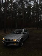 BMW e46 325i 2. Hand (Kaum Rost) - BMW 325 aus 2001: 325i