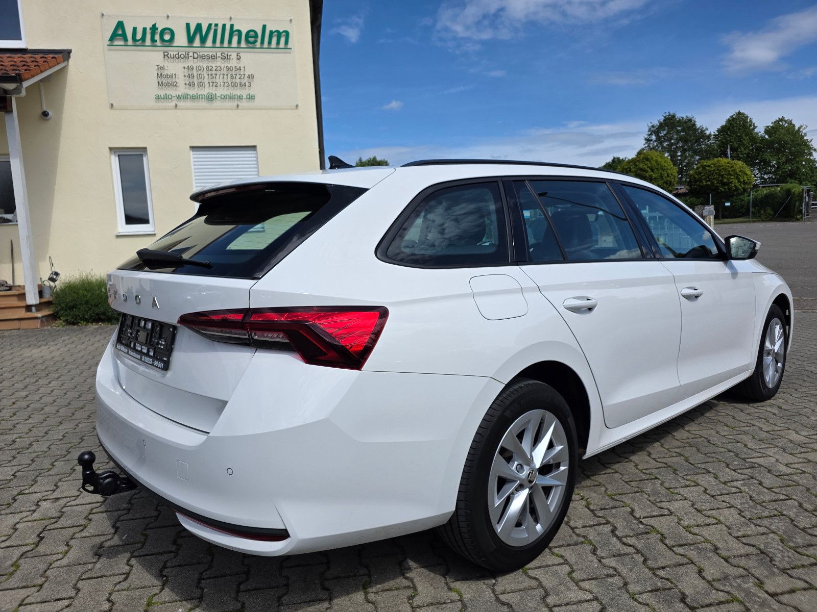 Skoda Octavia 2.0TDI AHK ACC VZE HUD Memory Sitzbelüft foto 3