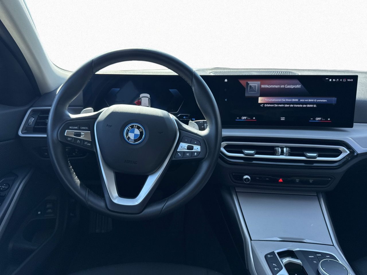 BMW 320e Touring Aut. LC+ LED Tempo SHZ Carplay DAB+ foto 14