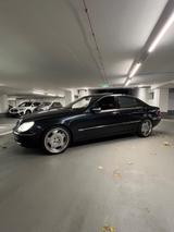 Mercedes-Benz S 600 L - - blaue Mercedes-Benz S 600