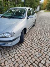 Renault Megane Classic Expression 1.4 16V Expression - gebrauchte Renault Megane aus dem Jahr 2000