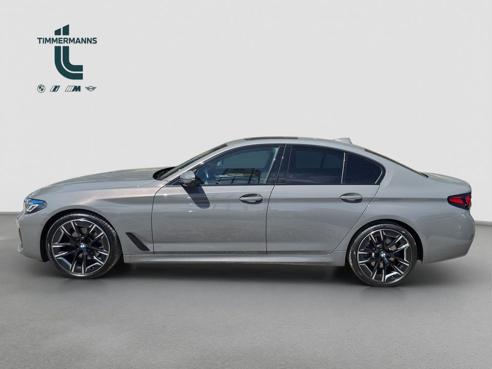 BMW 520d xDrive M Sport DrAssProf H&K HUD Glasdach foto 2