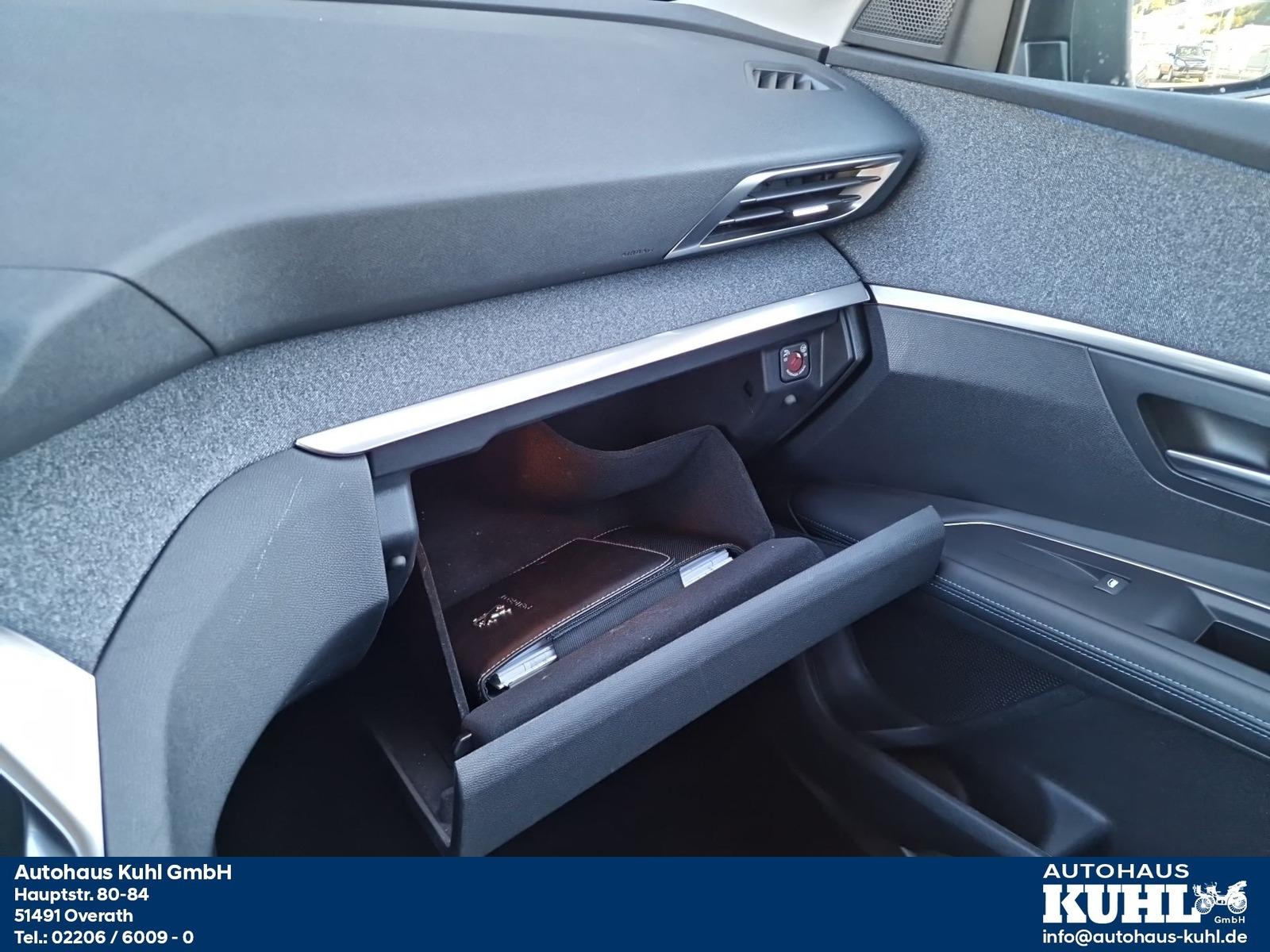 Peugeot 3008 1.5 BlueHDI Crossway AHK Navi,Klima,LED
