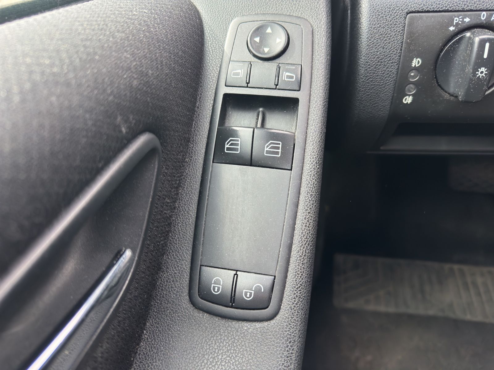 Fahrzeugabbildung Mercedes-Benz A 180 CDI/Automatik/Klima/TÜV-06/27