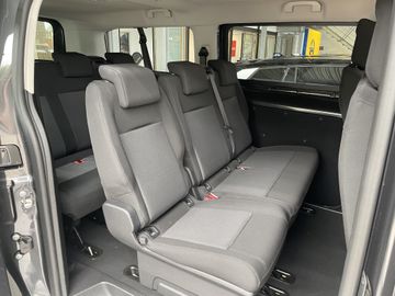 Opel VIVARO KOMBI 2.0 BLUEHDI 9-SITZER