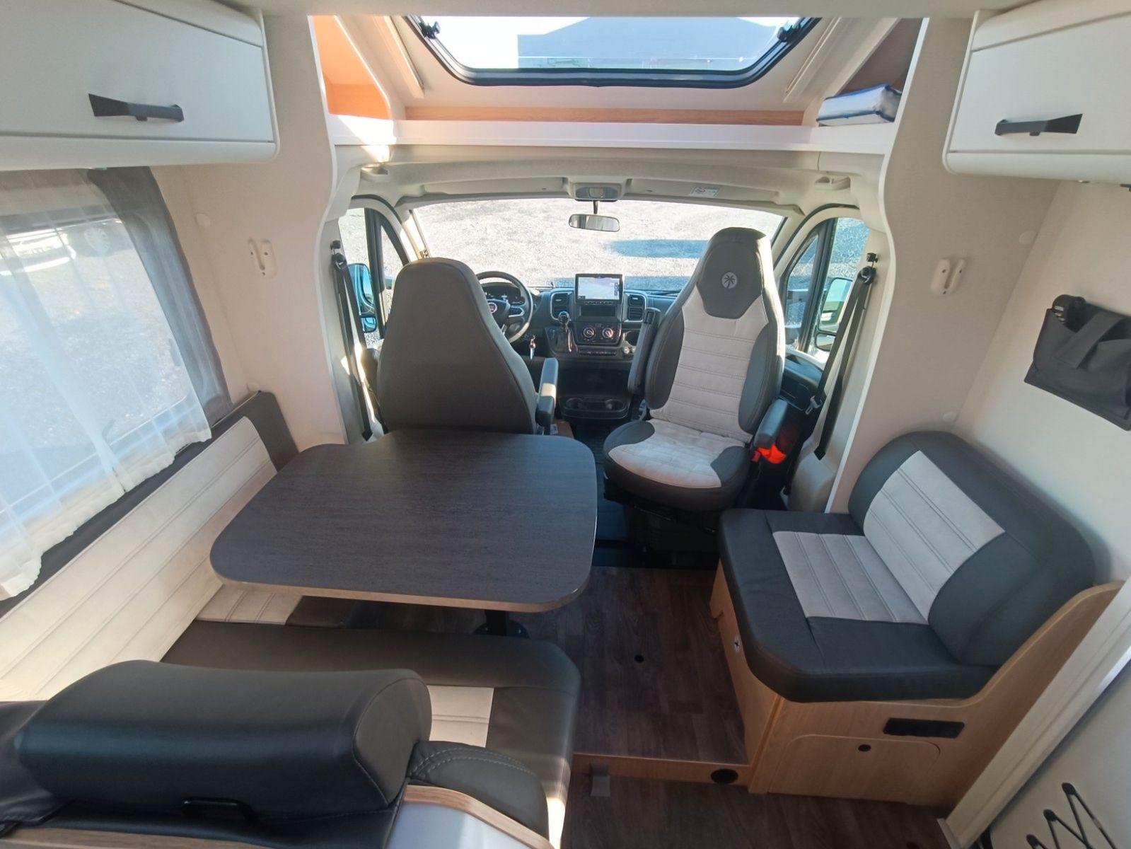 Fahrzeugabbildung Sunlight T68 Adventure Edition *Automatik*SAT*Hubbett