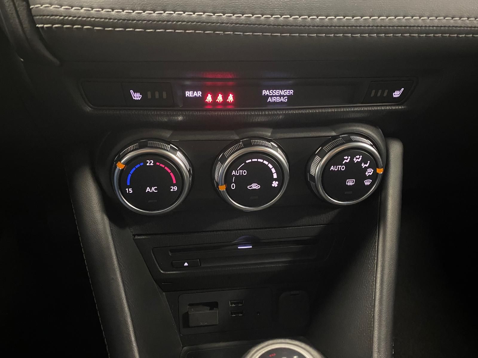 Fahrzeugabbildung Mazda CX-3 2.0 NAVIGATION+LED SCHEINWERFER+KAMERA+HEAD
