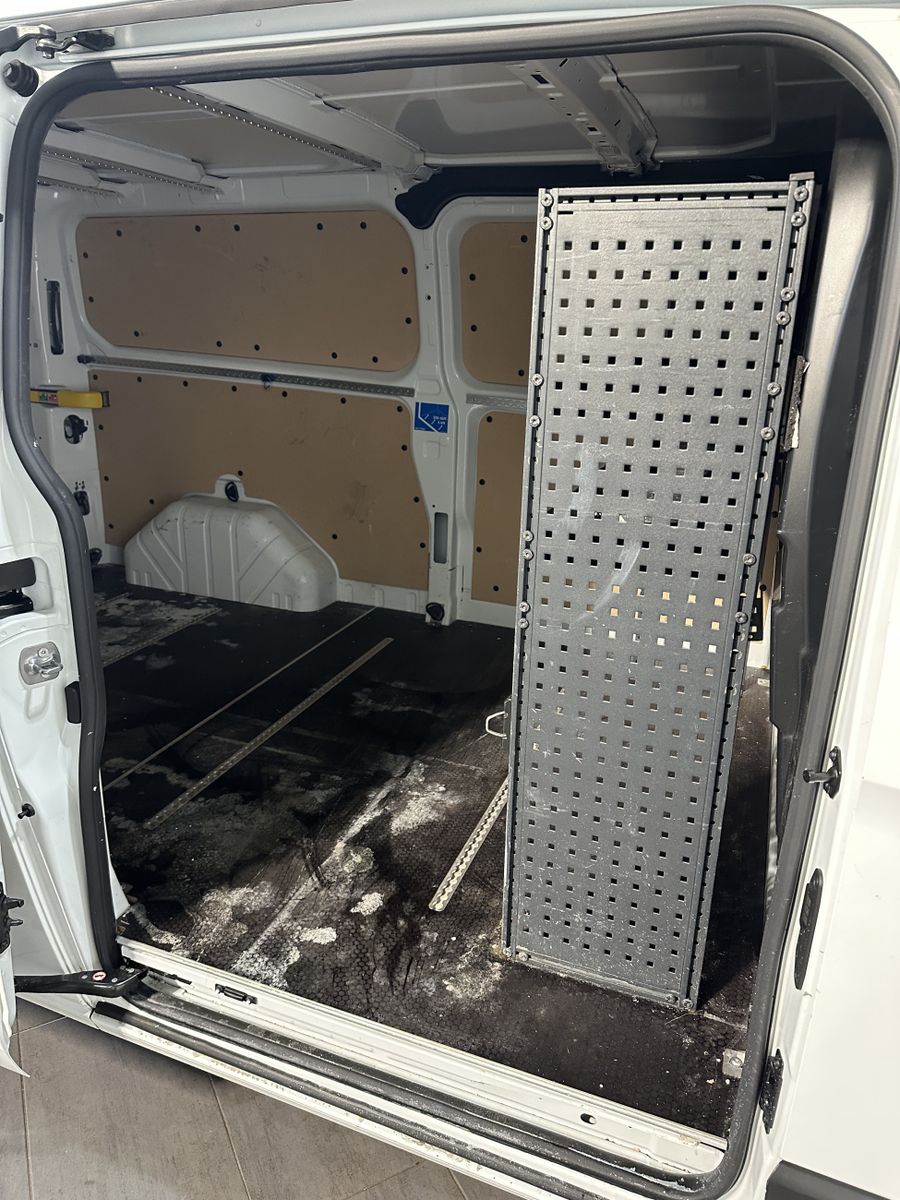 Fahrzeugabbildung Ford Transit Custom 300 L2H1 KAMERA+PP+BLUETOOTH+1HD