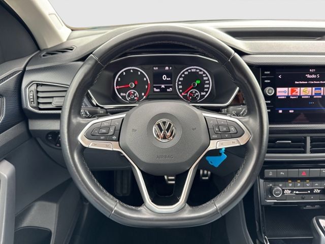 T-Cross UNITED 1.0 TSI DSG REAR VIEW R-LINE LED