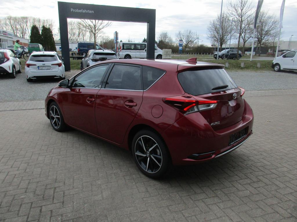 Toyota Auris 1.2 Team D KLIMA SHZ KAMERA FACELIFT