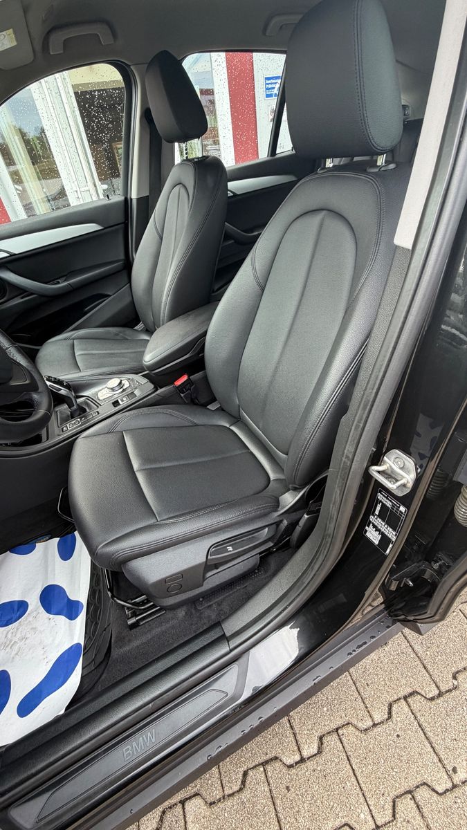 BMW X1 sDrive 18 d Advantage foto 14