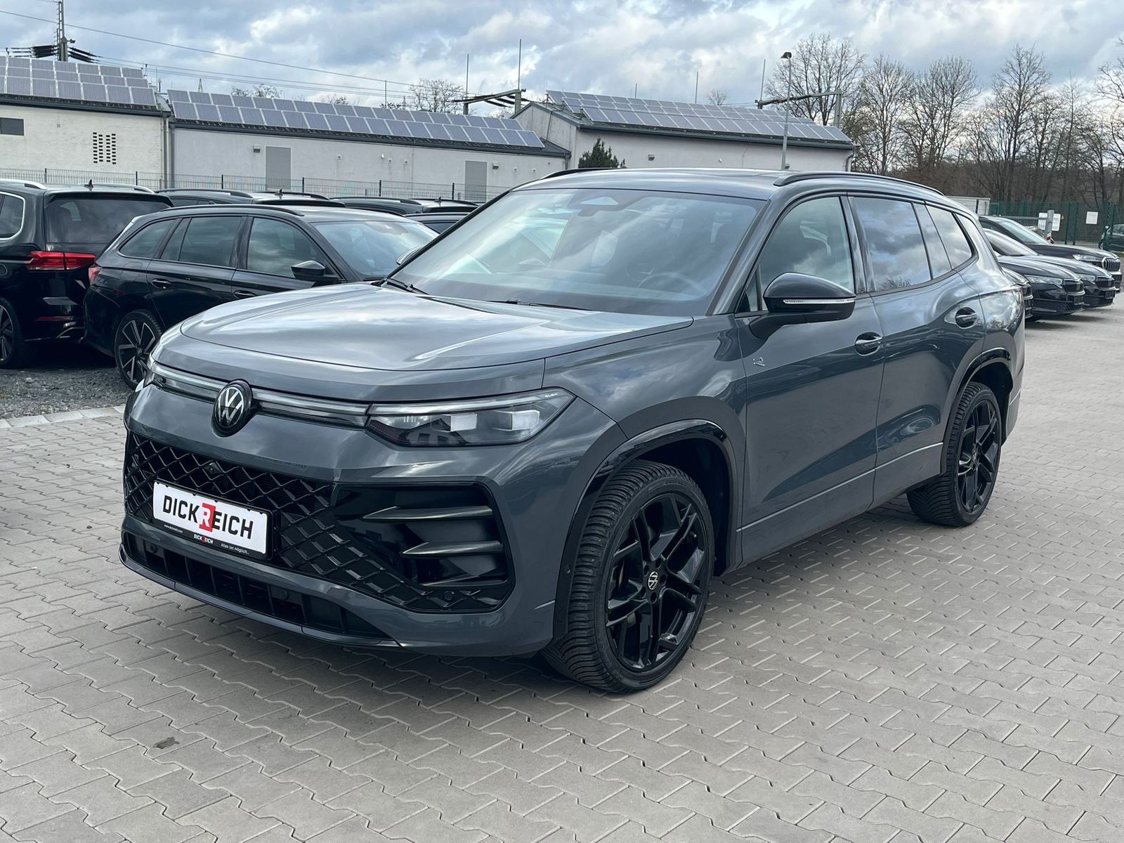 Изображение автомобиля Volkswagen Tayron 2.0 TDI 4M R-Line BLACK*7Si*MATRIX*PANO