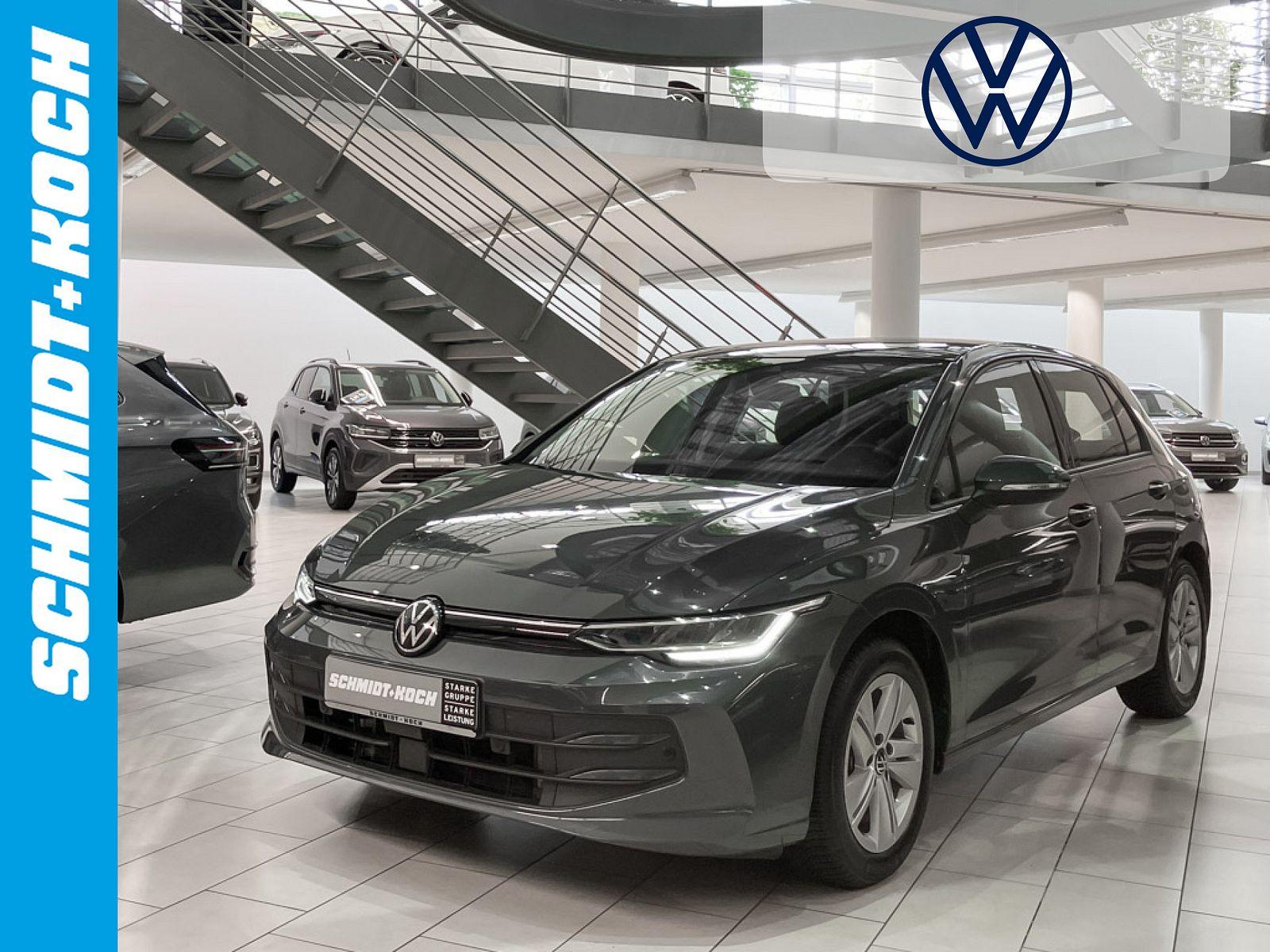 Volkswagen Golf VIII 1.5 eTSI Life DSG PANO AHK LED ACC HUD