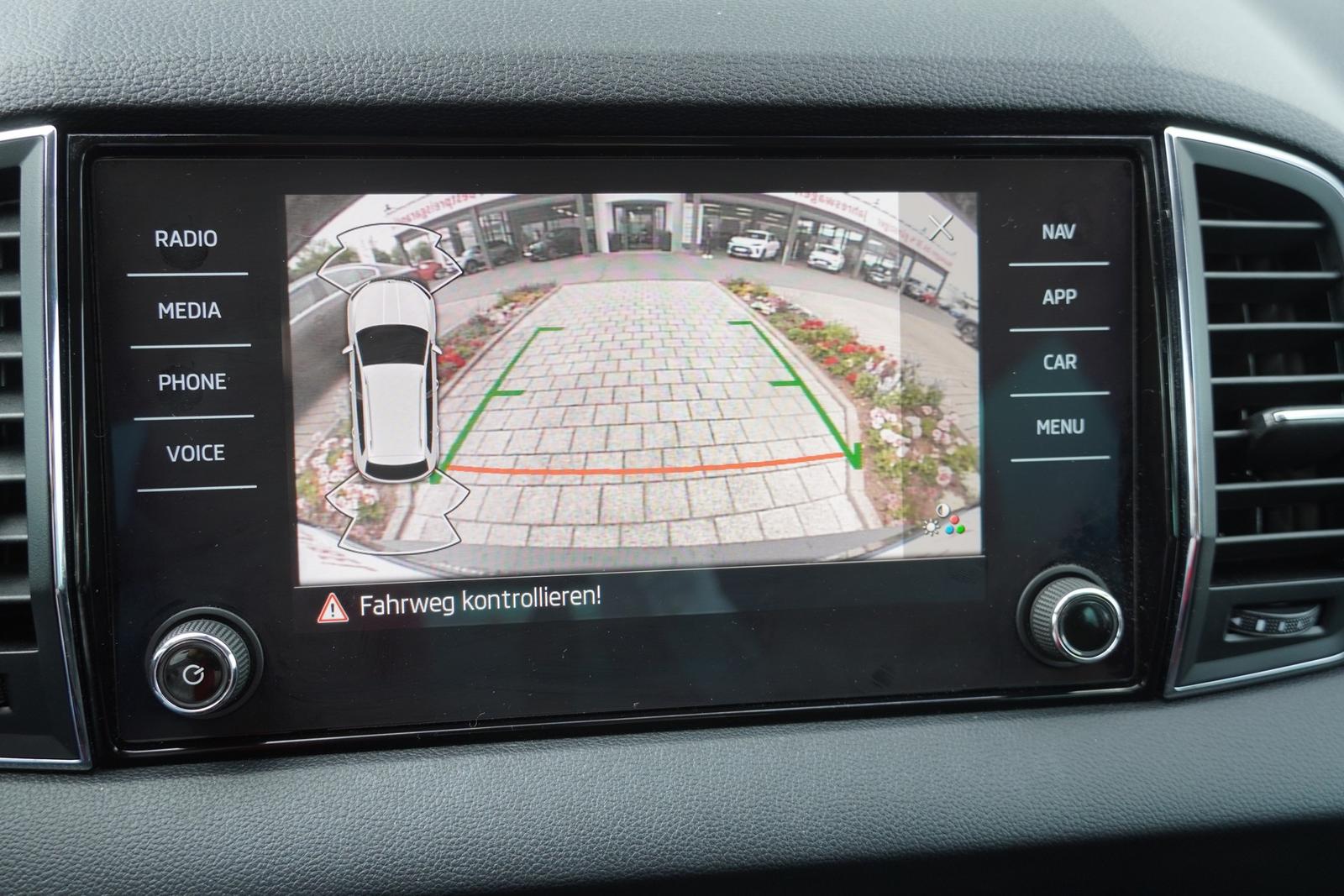 Skoda Karoq 1.5 16V TSI DSG Style ACC Navi Tempomat, миниатюра 14