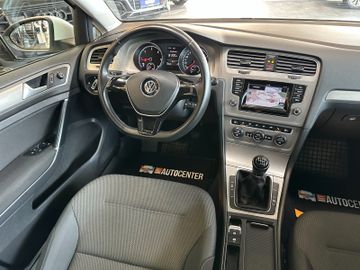 MYAUTOCENTER – Gebraucht- und Jahreswagen mit Werkstattservice in Pfaffenhofen Volkswagen Golf VII *TÜV0228*STHZ*KLIMA*NAV*PDC*BLTH*CD*