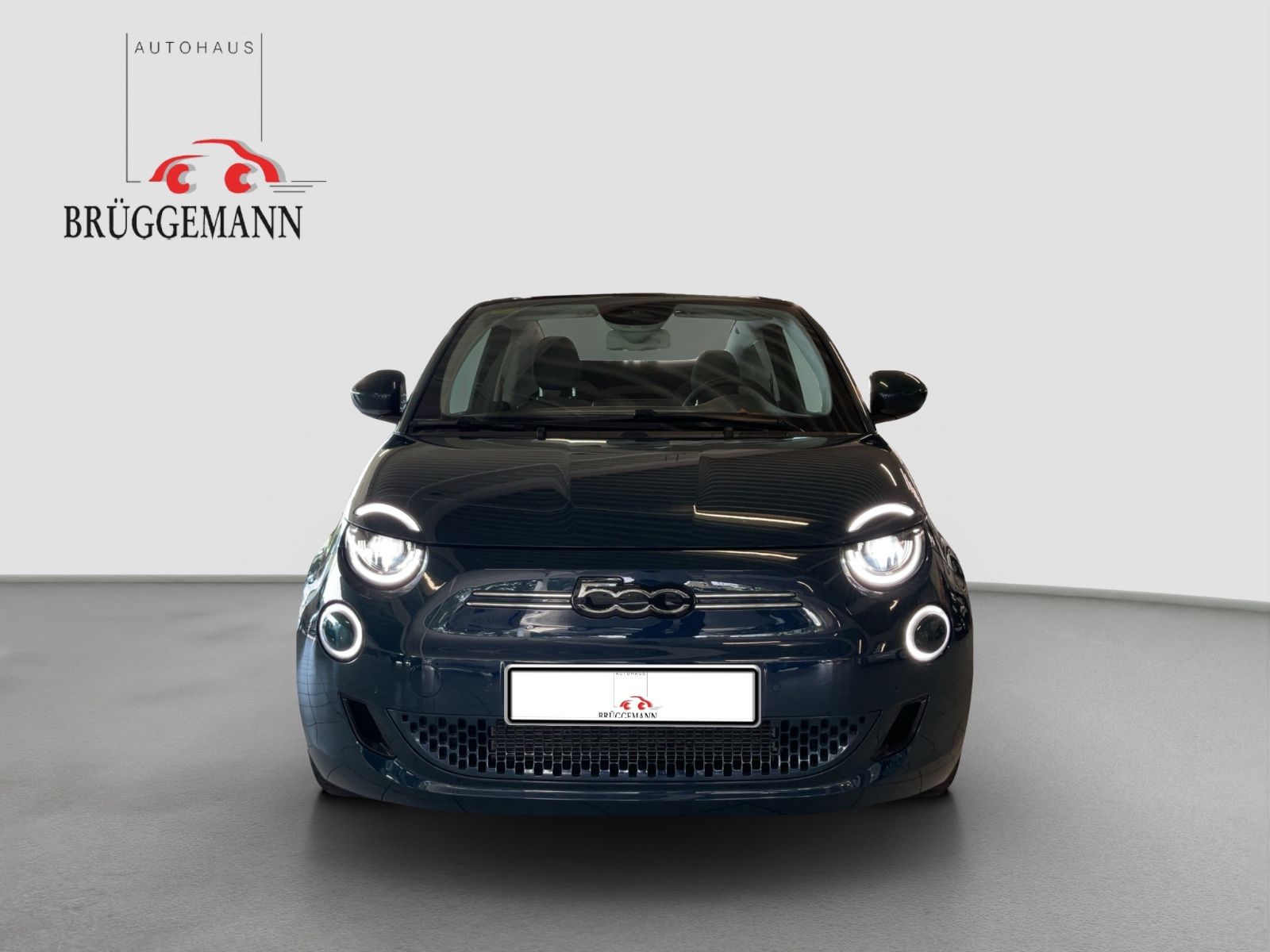 Fahrzeugabbildung Fiat 500e Cabriolet Icon + Kamera, LED, Sitzheizung