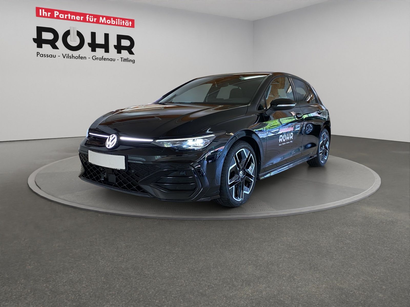 Volkswagen Golf VIII R-line 2.0 TDI DSG Black ACC HUD Kam. imagem 2