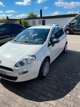 Fiat Punto Young - Fiat Punto Gebrauchtwagen in Stuttgart