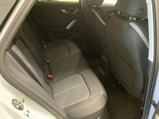 Q2 S line 35 TFSI 110(150) kW(PS) S chaltgetrieb