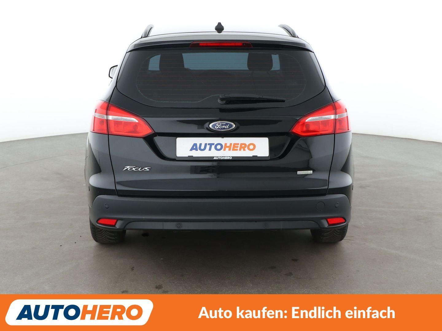 Ford Focus 1.0 EcoBoost Business*NAVI*TEMPO*PDC*SHZ*