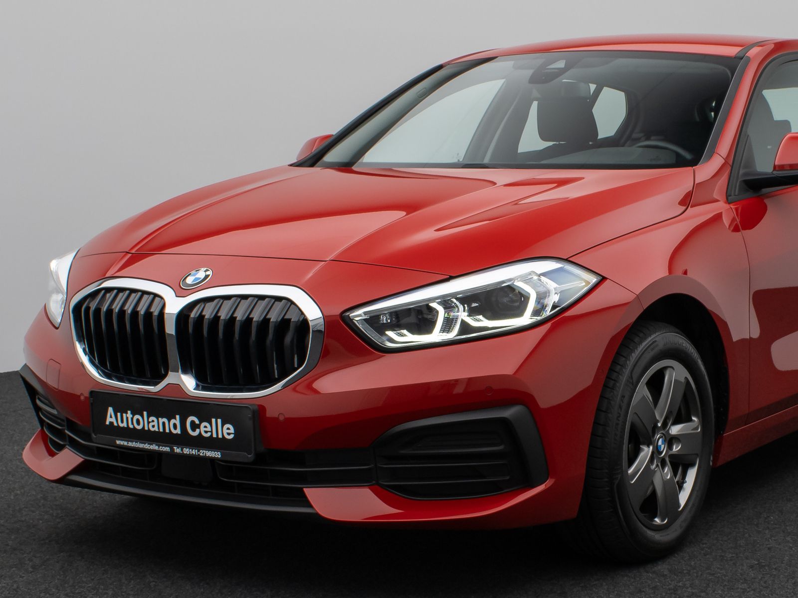 Fahrzeugabbildung BMW 118i GeschwindigReg Kamera DAB FernlichtAss LED