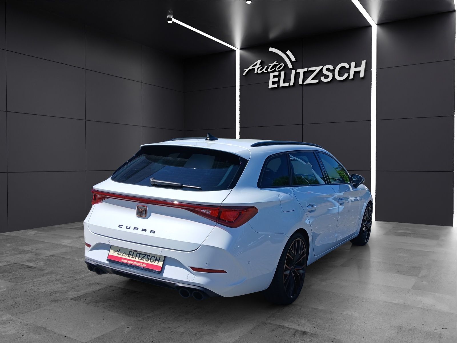 Fahrzeugabbildung CUPRA Leon Sportstourer VZ 4Drive DSG LED Navi ACC RFK