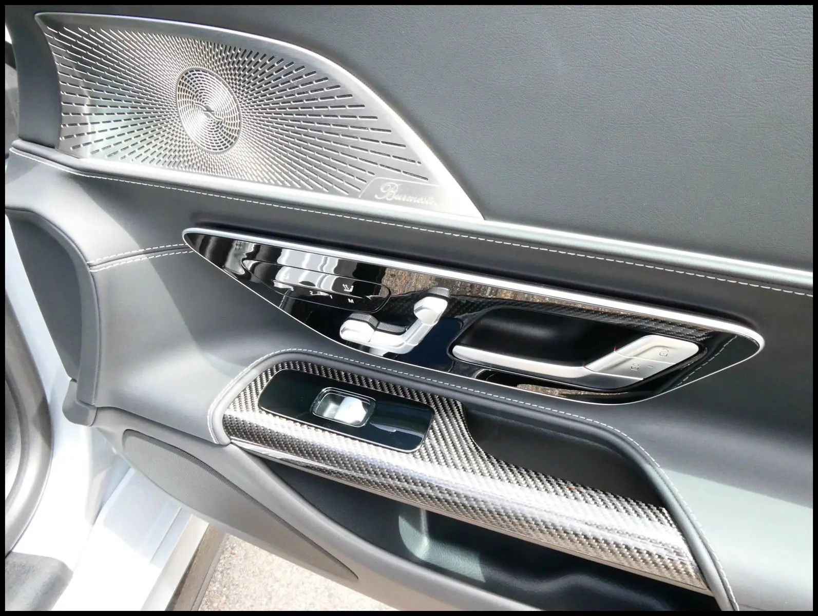 Mercedes-Benz AMG GT 63 4M+ PREMIUM+SITZ-KLIMA+PANO+NIGHT+CARB