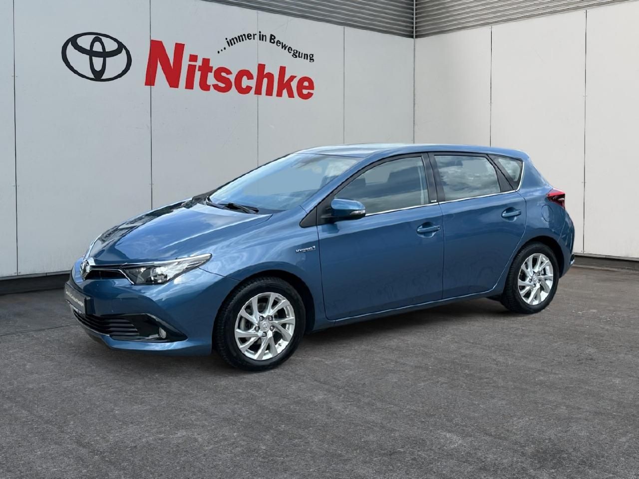 TOYOTA Auris