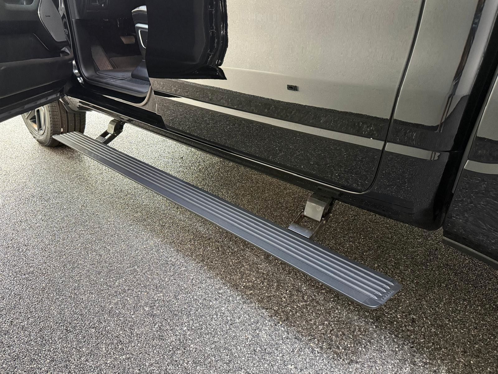 Fahrzeugabbildung Dodge RAM LARAMIE HURRICANE 3.0L-