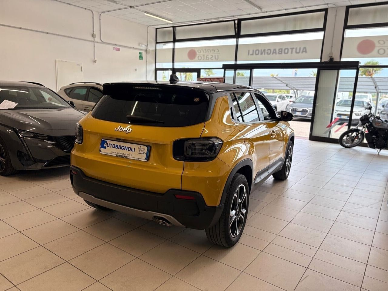 Other Jeep Avenger SUMMIT 1.2 Turbo 100 CV 6mt SPOTICA imagem 3