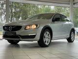 Volvo V60 Cross Country Momentum D3 - Volvo Gebrauchtwagen in Aachen