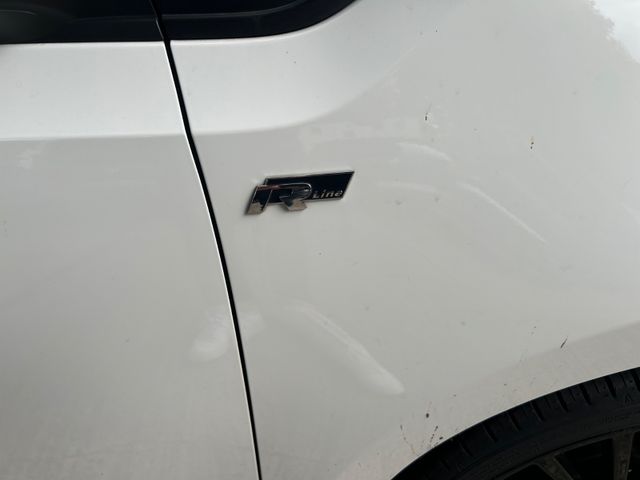 Fahrzeugabbildung Volkswagen up! high up! R-Line+Kamera+17ZollLM+NaviZB+BT+SH