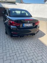 BMW M4 Cabrio M4 - BMW M4: Head-Up Display, Cabrio