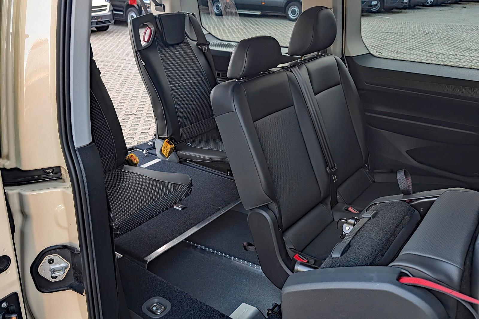 Volkswagen Caddy Maxi AMF-Rollstuhl Taxi TSE DSG LED 7-S.