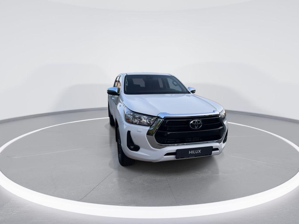 Toyota HiLux 4x4 Double Cab MHEV AT/Smart Connect/2026