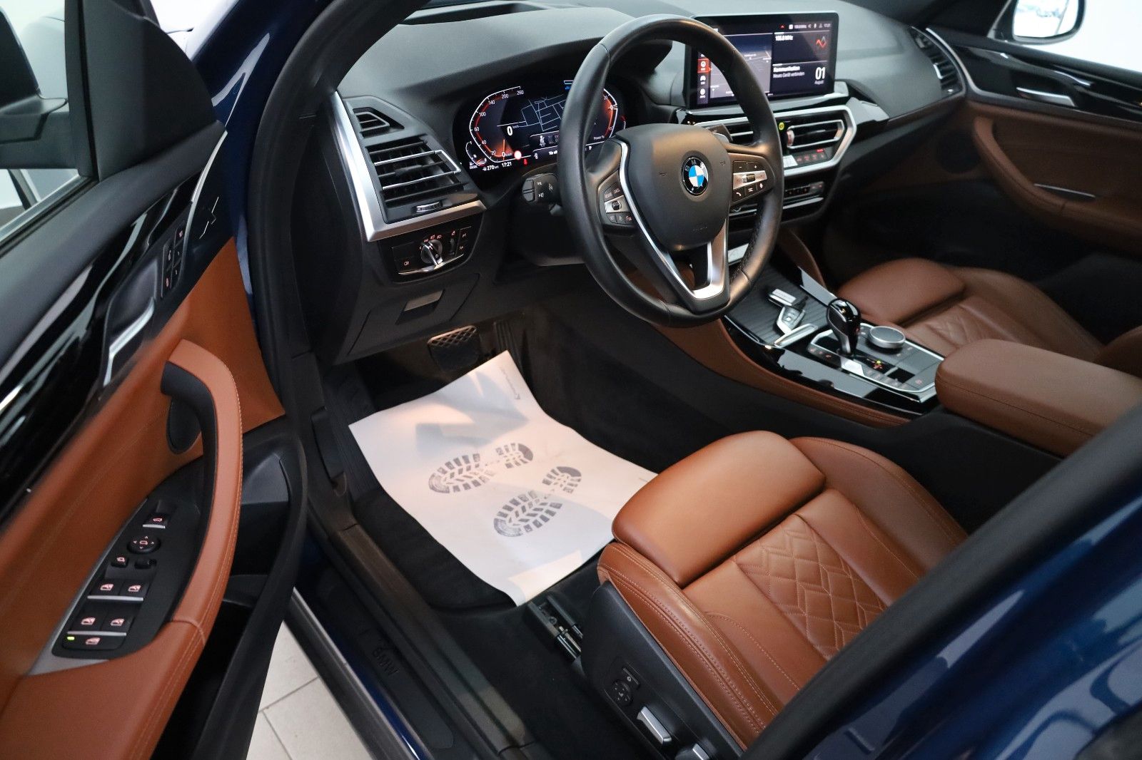 Fahrzeugabbildung BMW X4 xDrive 20 d,Leder,Navi,LED,360Kamera,HUD