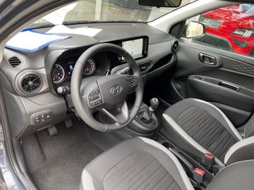 Fahrzeugabbildung Hyundai NEW i10 1.0 Edition 30+ NAVI RFK SHZ