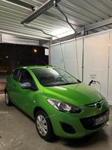 Mazda 2 1.3 MZR 55kW Edition Edition - Mazda 2: Grün